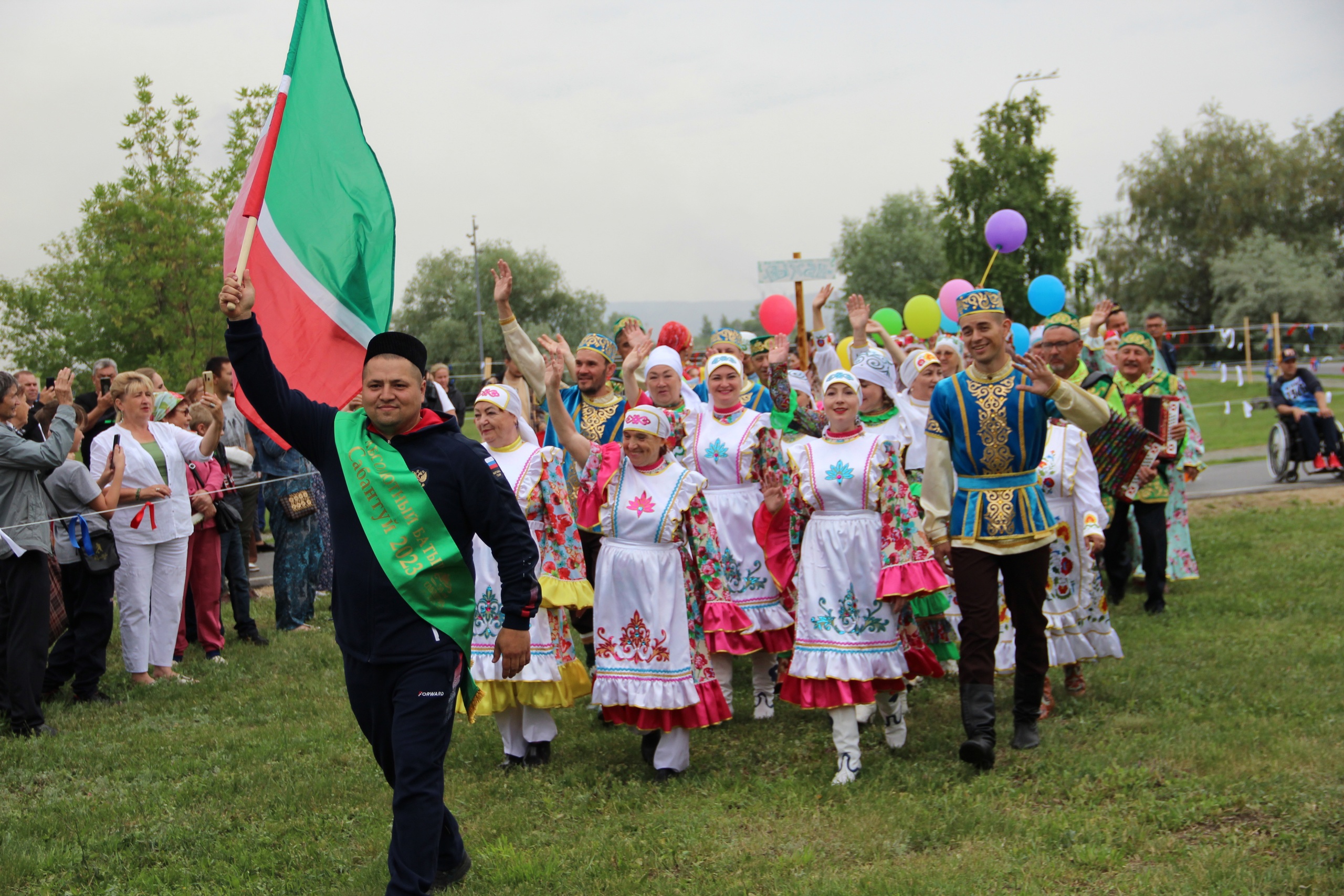 Сабантуй в Магнитогорске отличается от Заинского | 19.06.2023 | Заинск -  БезФормата