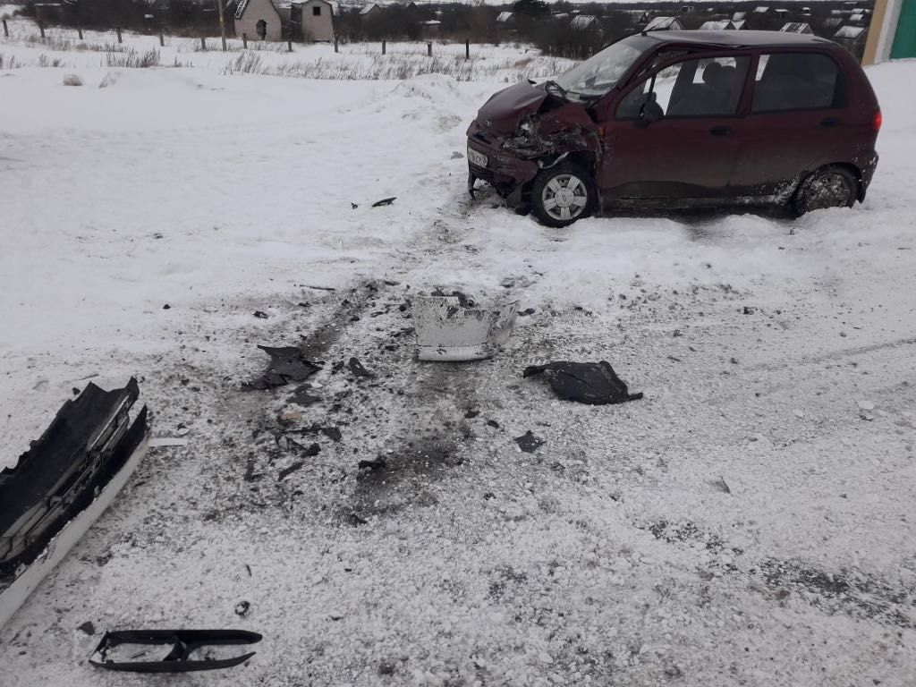 23 января в Заинске-2 столкнулись Митсубиси и Матиз