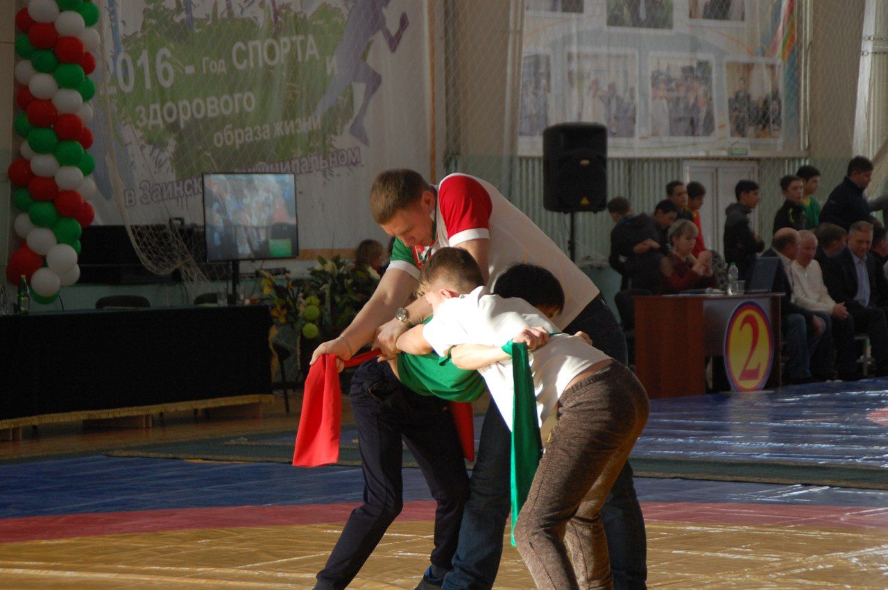 Заинская команда борцов победила на турнире по корэш, посвященном памяти Р.Ш. Фардиева