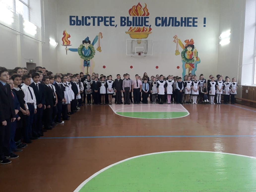 Ученица 4 школы Мария Устимкина заняла второе место в III Всероссийском фестивале физкультурно-спортивного комплекса ГТО, проходившем в Артеке