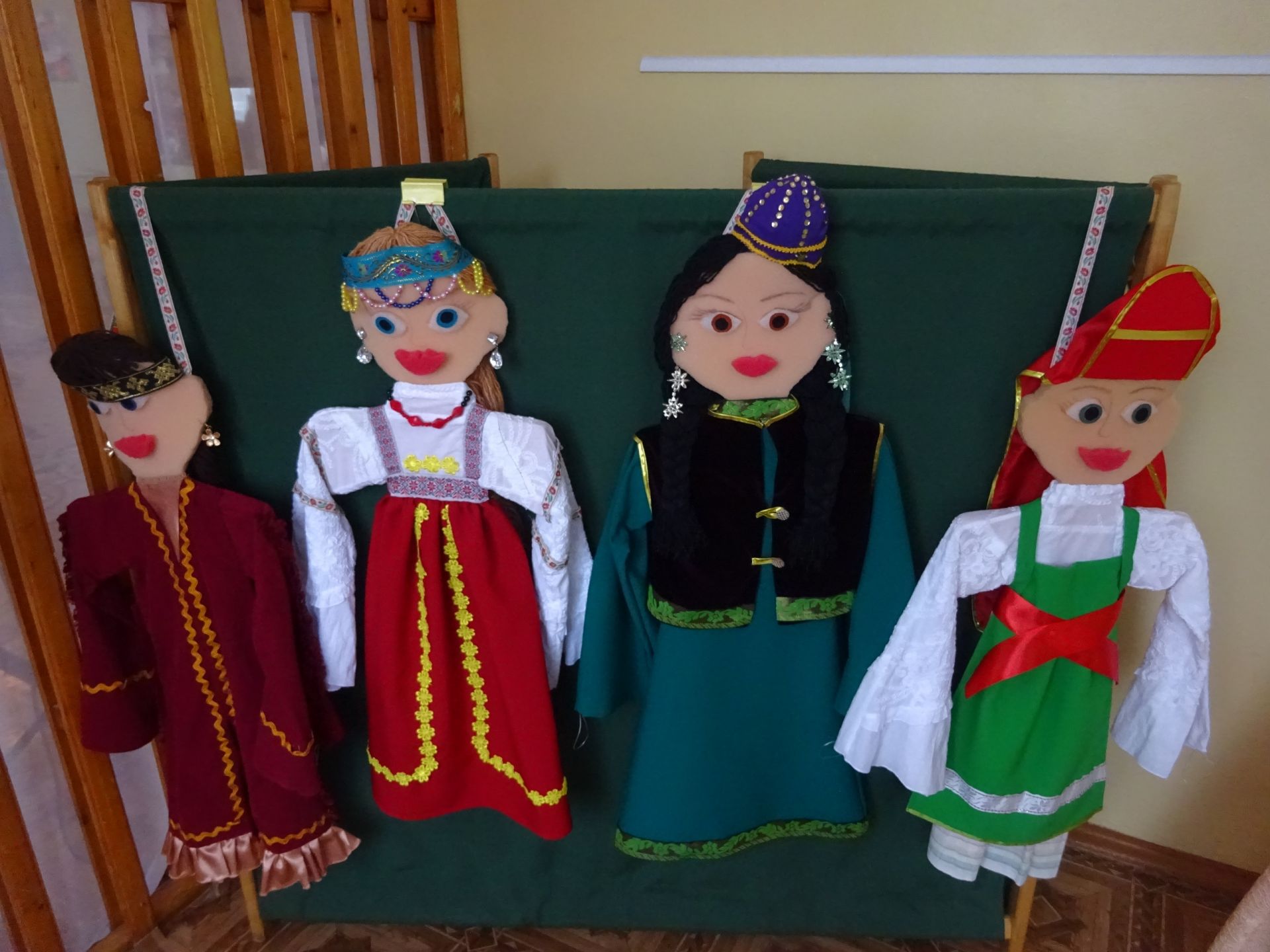 В детском саду "Теремок" детей знакомят с  культурой других народов