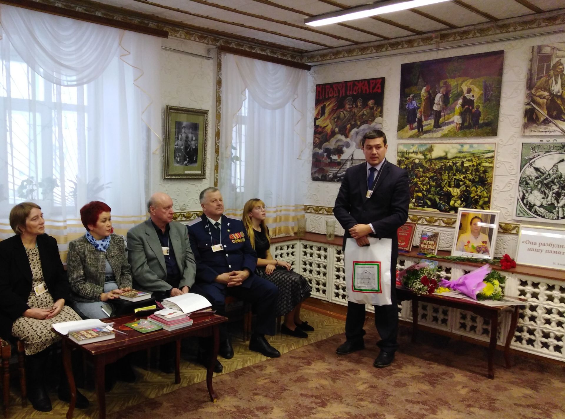 В краеведческом музее состоялась презентация книги "Помни имя свое"