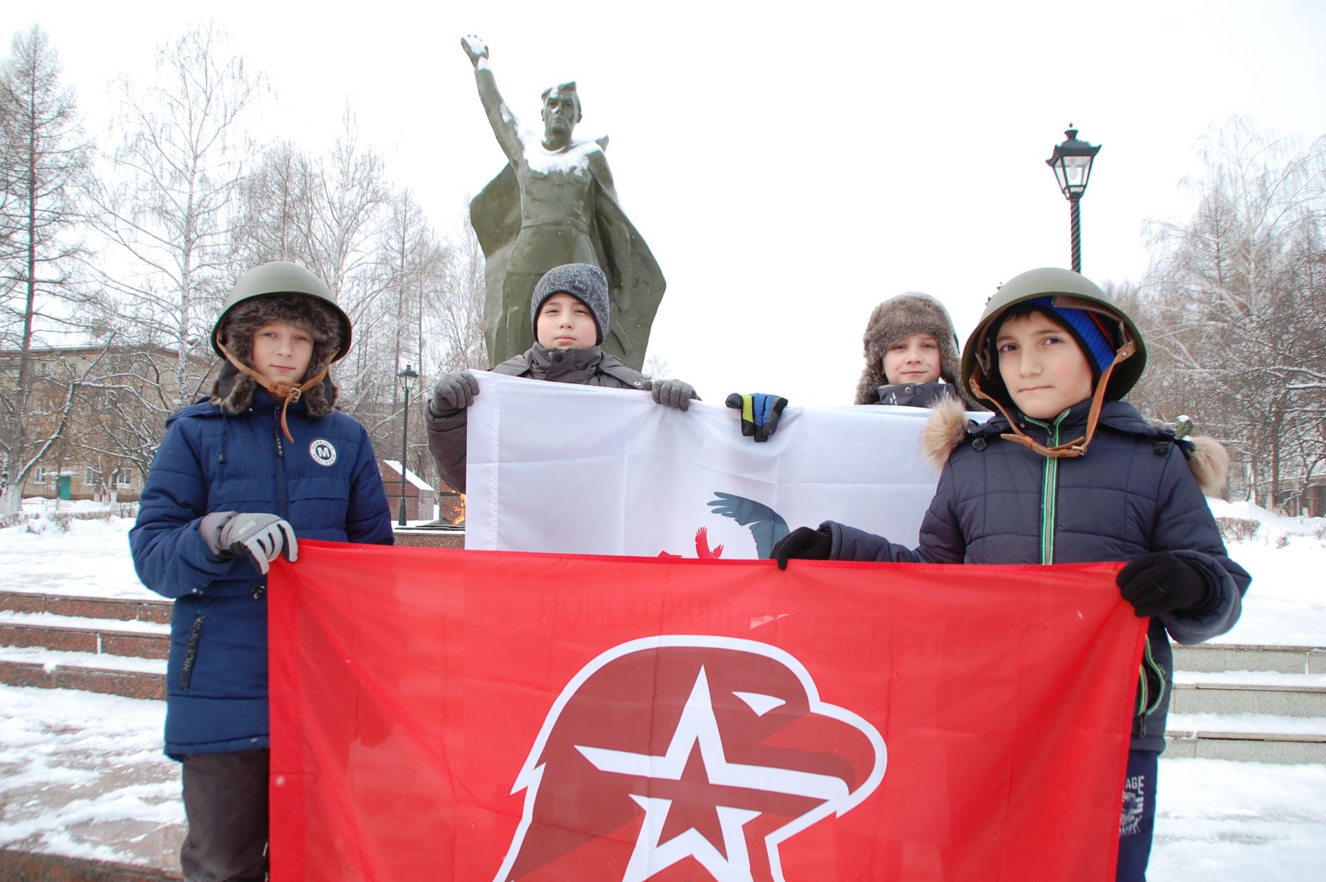 В Заинске прошел митинг в память Сталинградской битвы
