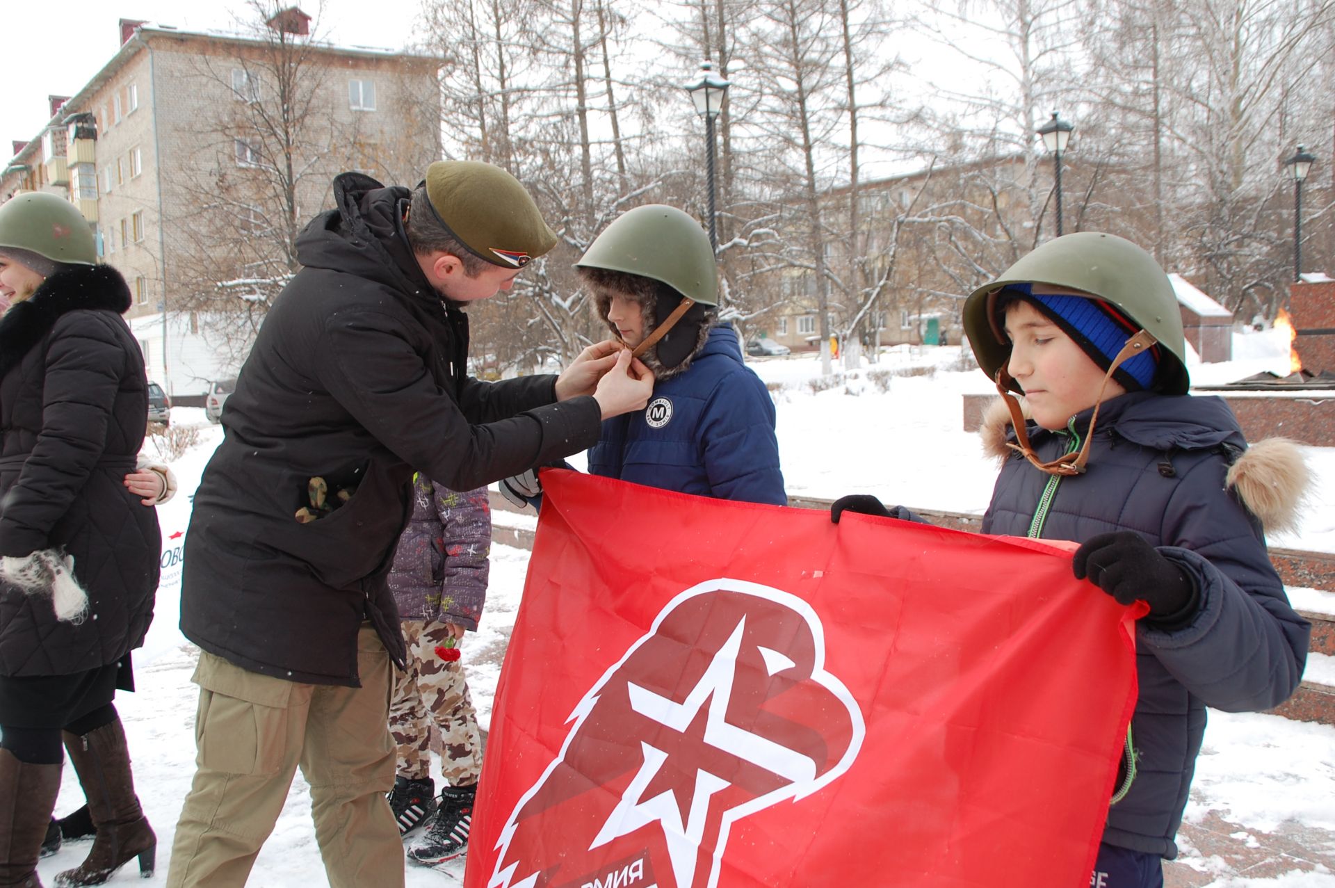 В Заинске прошел митинг в память Сталинградской битвы