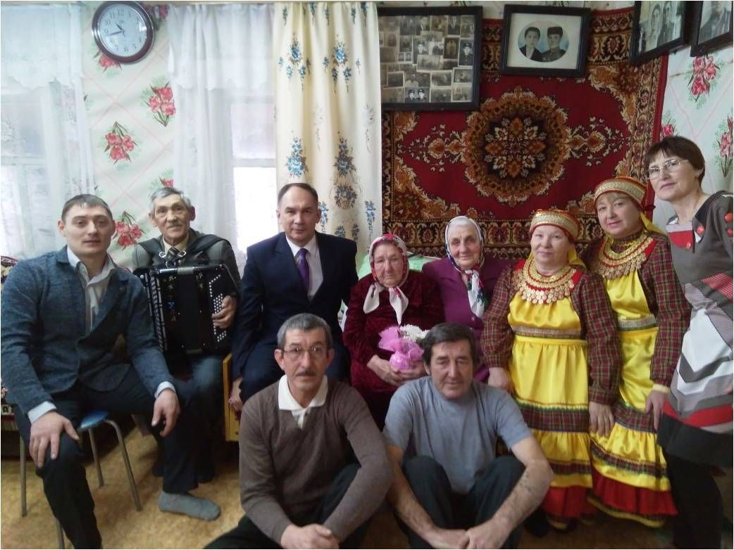 Делом и рублем благоустраивают сельчане родное Кадырово