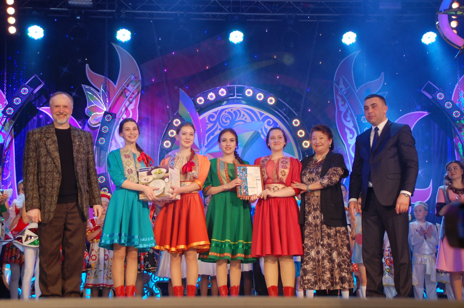 Заинские артисты стали победителями и призерами зонального фестиваля «Созвездие»