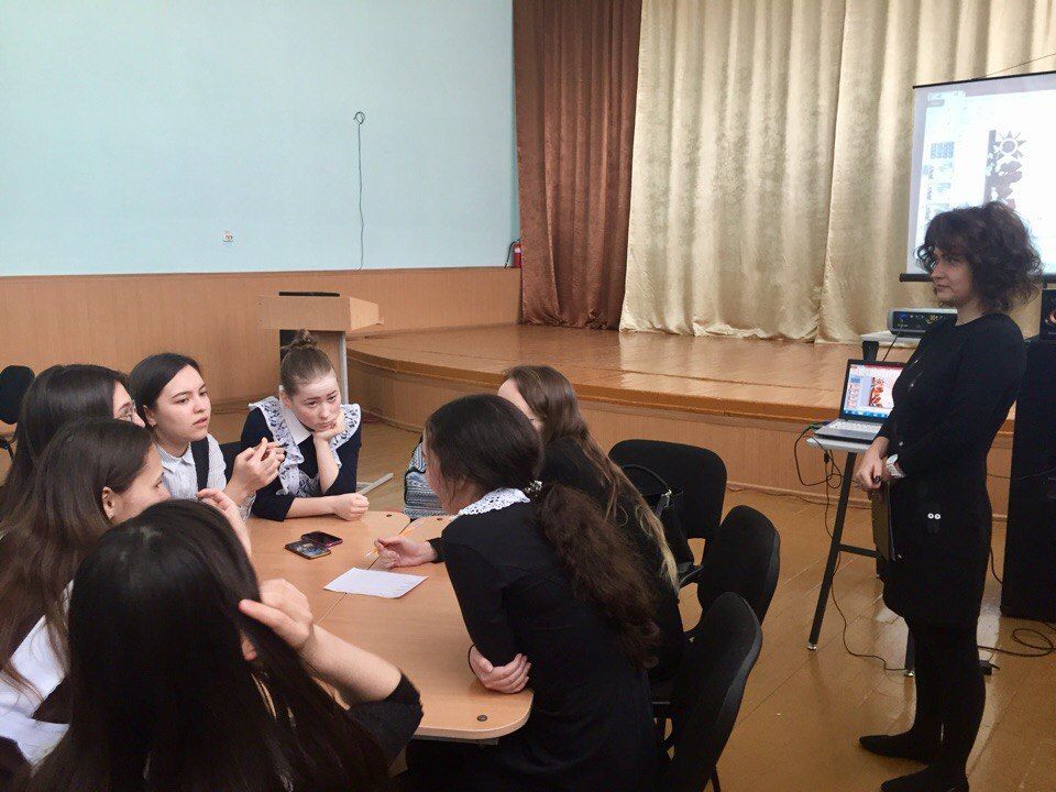 В татарской гимназии прошла патриотическая интерактивная игра «Угадай мелодию»