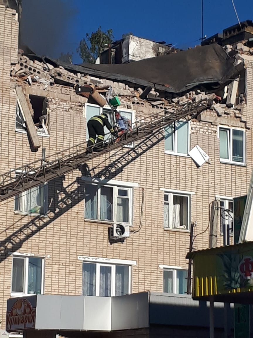 В доме 71 по улице Никифорова произошел взрыв