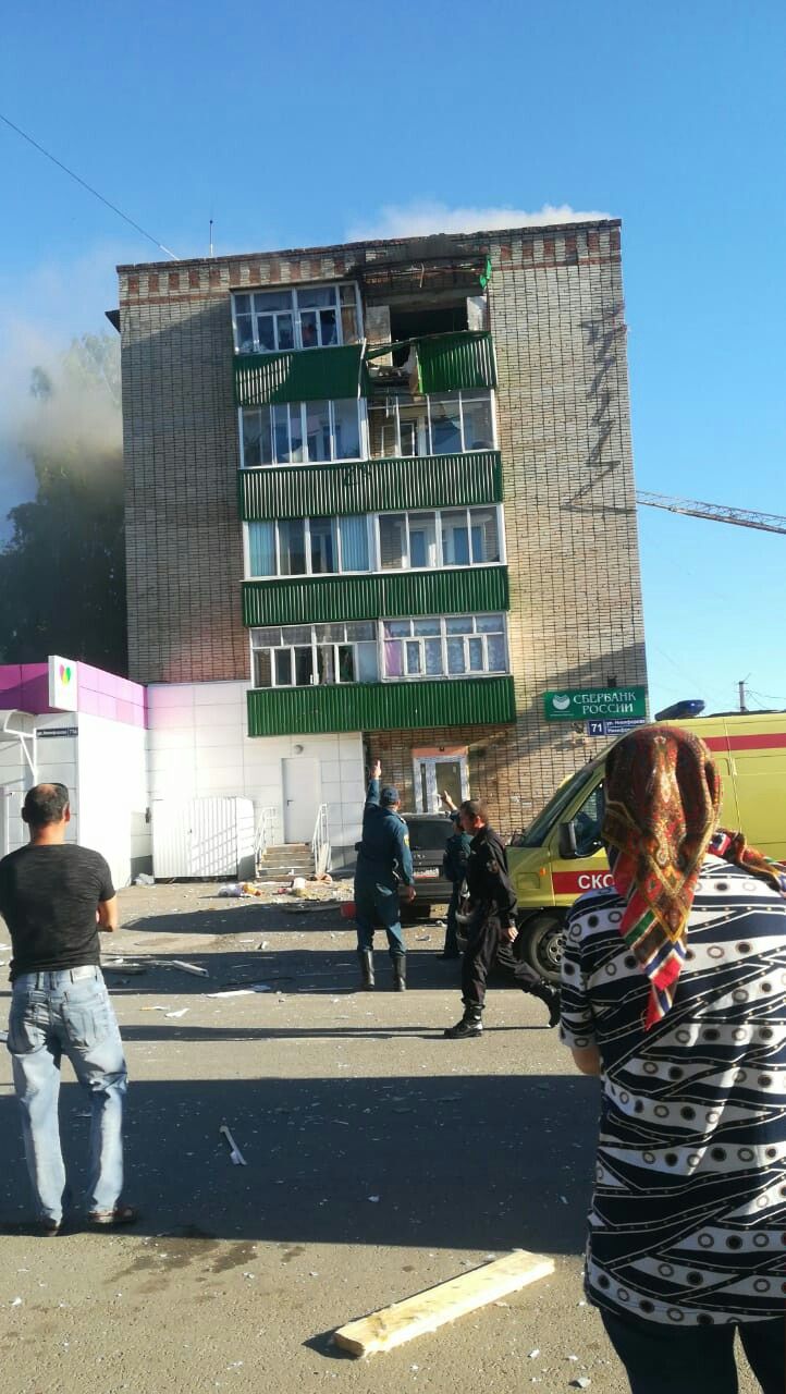 В доме 71 по улице Никифорова произошел взрыв