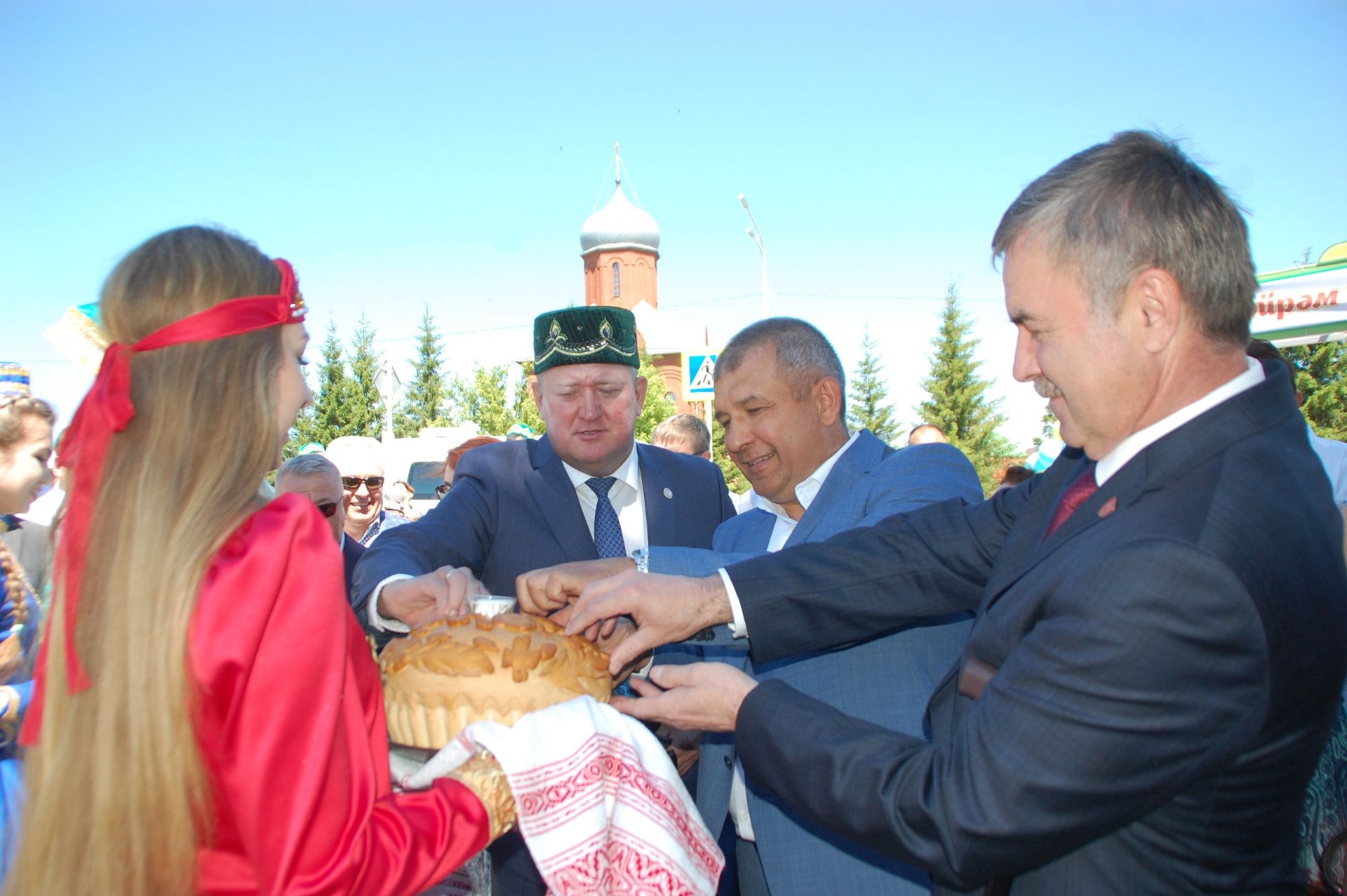 На заинский Сабантуй  приехали гости со всего Татарстана