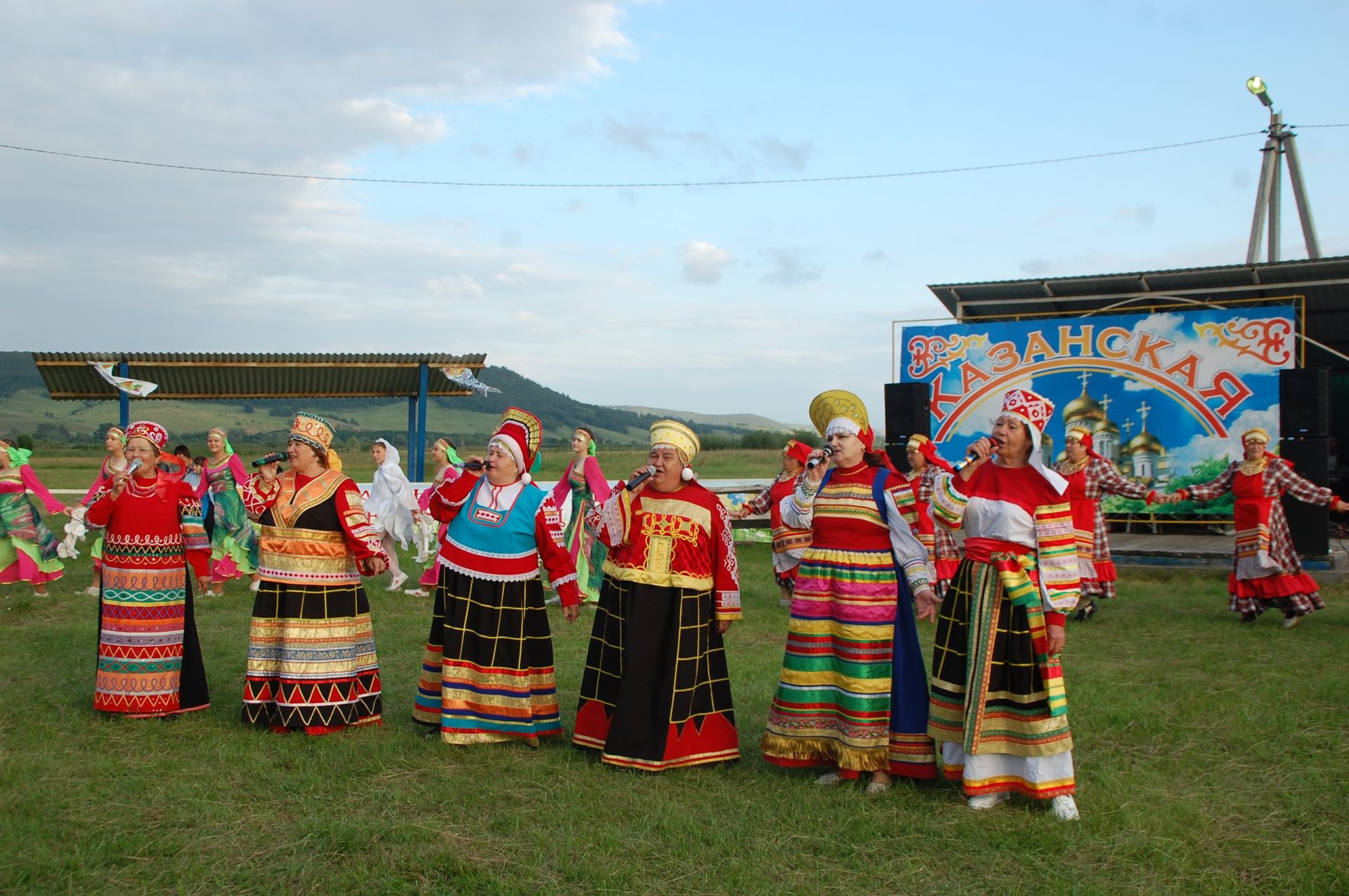 Праздник «Казанская» прошел в заинском селе Светлое Озеро