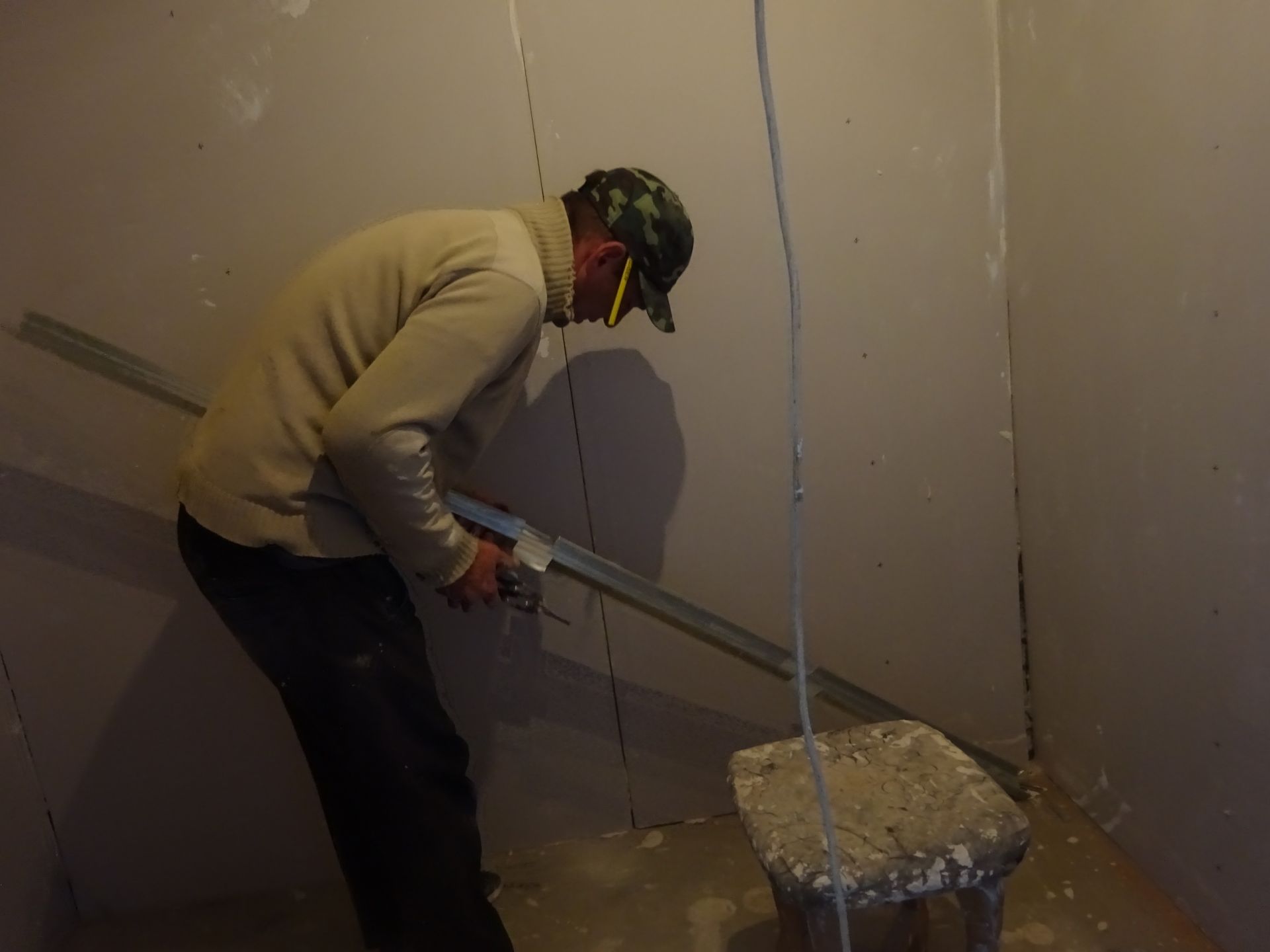 В доме 71 по улице Никифорова продолжаются восстановительные работы