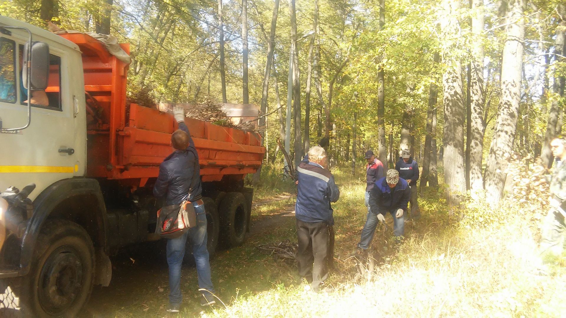 Заинск присоединился к республиканской акции «Чистые леса Татарстана»