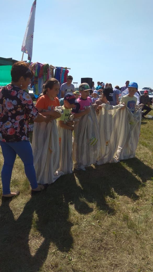 Сельский Сабантуй в Заинске: за подарками на мотоблоках и абсолютный батыр среди женщин
