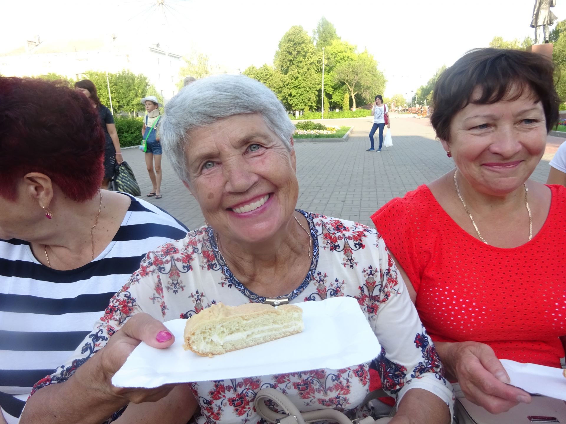 В Заинске прошел праздник для пожилых людей «Теплые вечера»