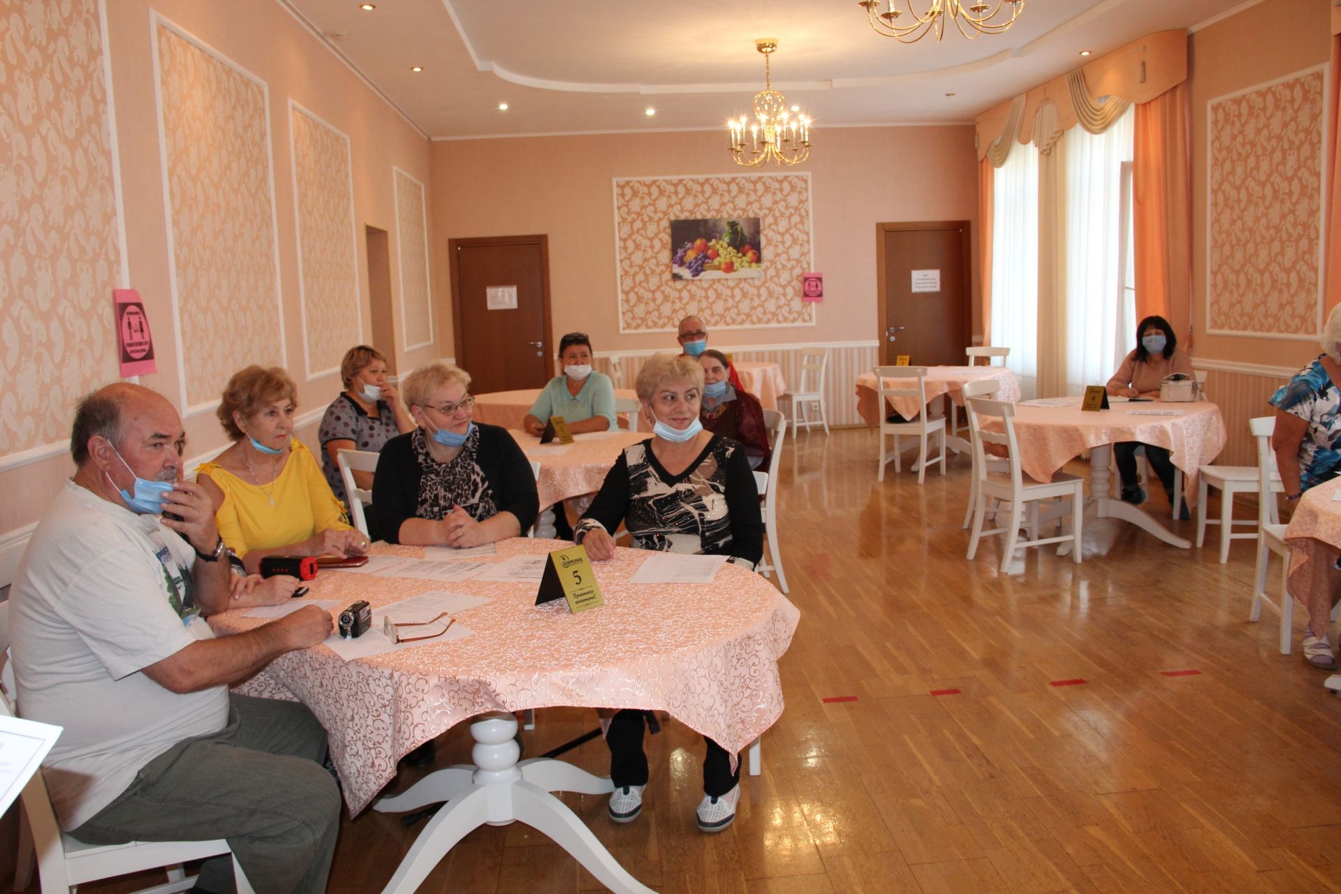 Заинский социально-реабилитационный центр центр получил подарок ко Дню пожилых людей
