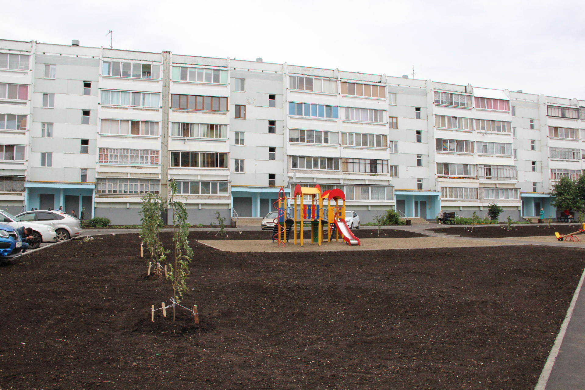 В Заинске Рустам Минниханов оценил реализацию программы «Наш двор»
