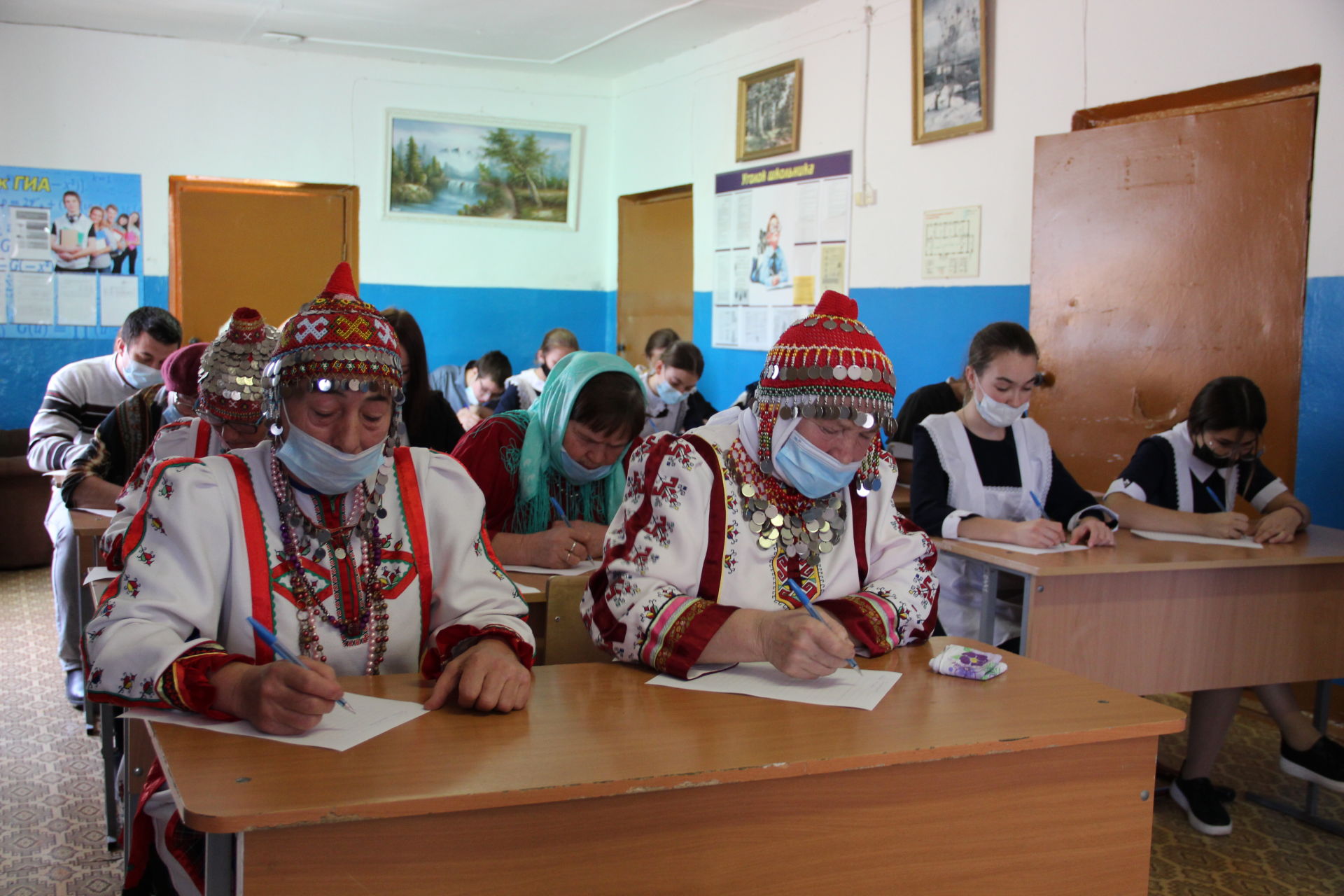В этом году по просьбе родителей в школе села Гулькино ввели изучение чувашского языка