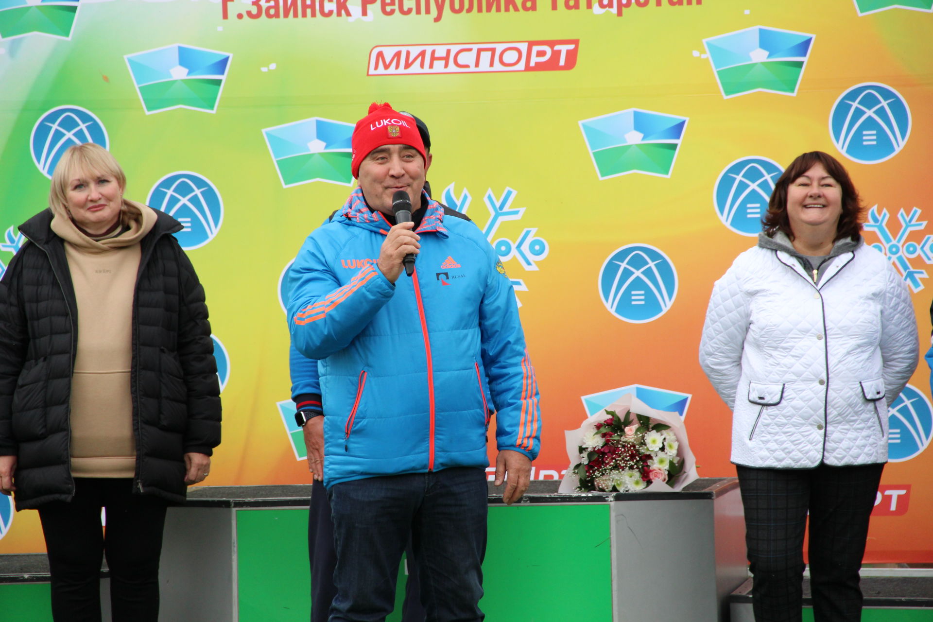 Сильнейшие лыжники Татарстана соревнуются на заинской трассе