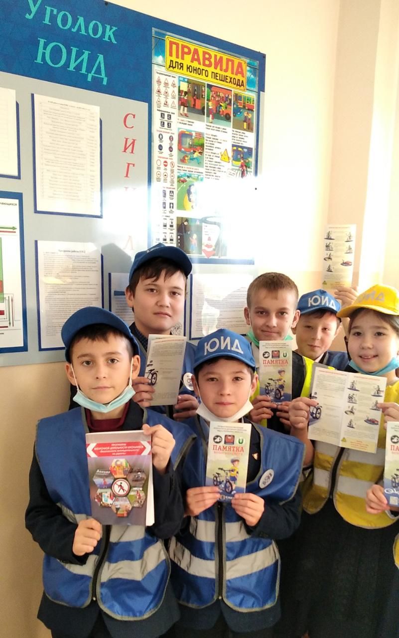 Юные инспекторы дорожного движения встретились с учащимися Кадыровской школы