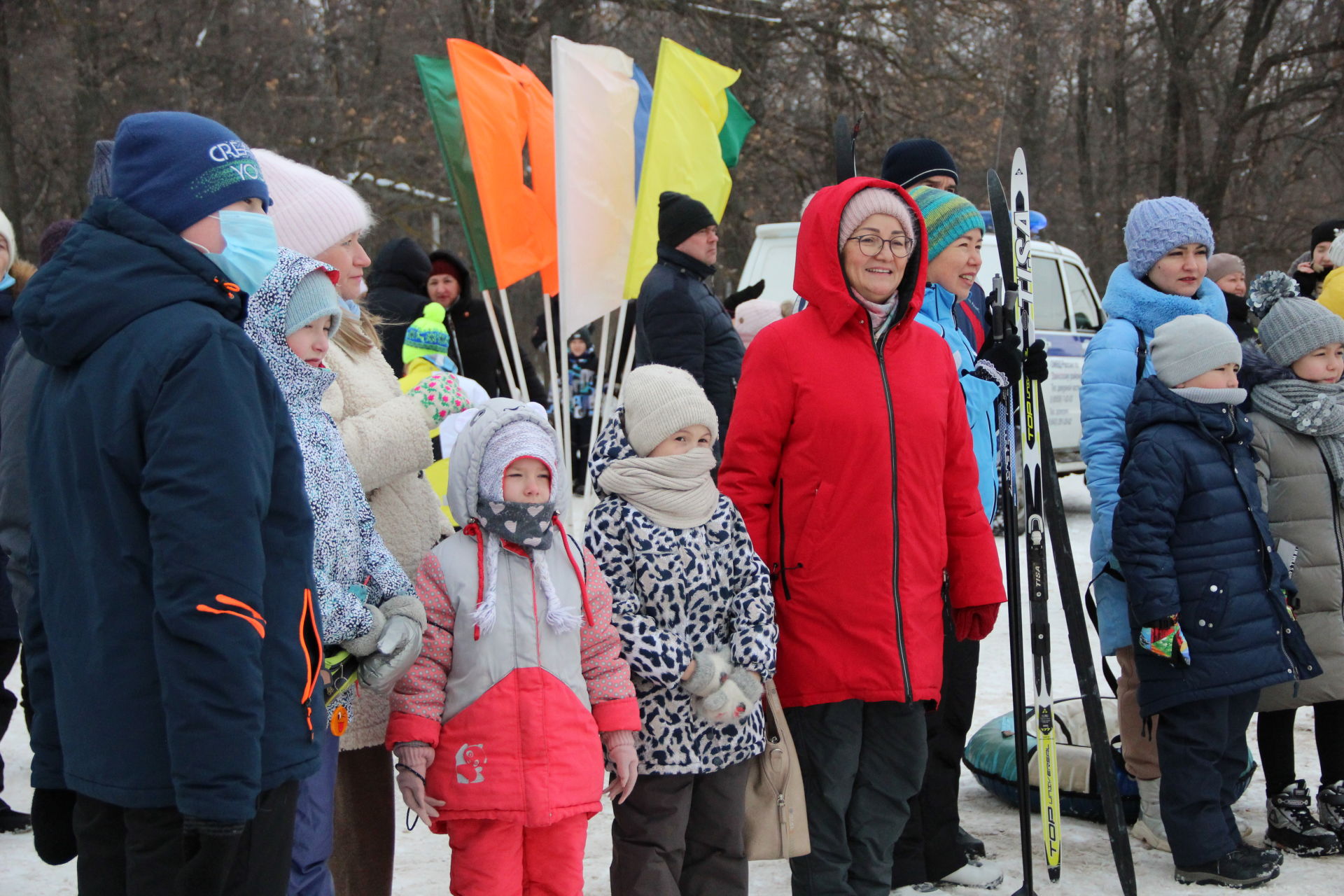 Песнями, играми, блинами и дружным стартом заинцы открыли лыжный сезон