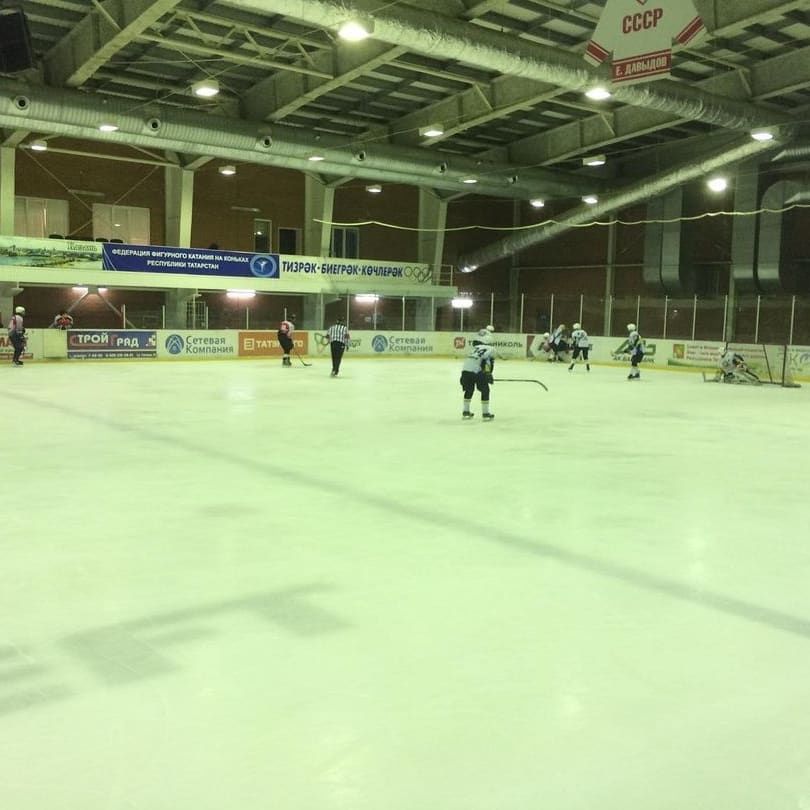 В Заинске состоялась календарная игра Первенства РТ по хоккею