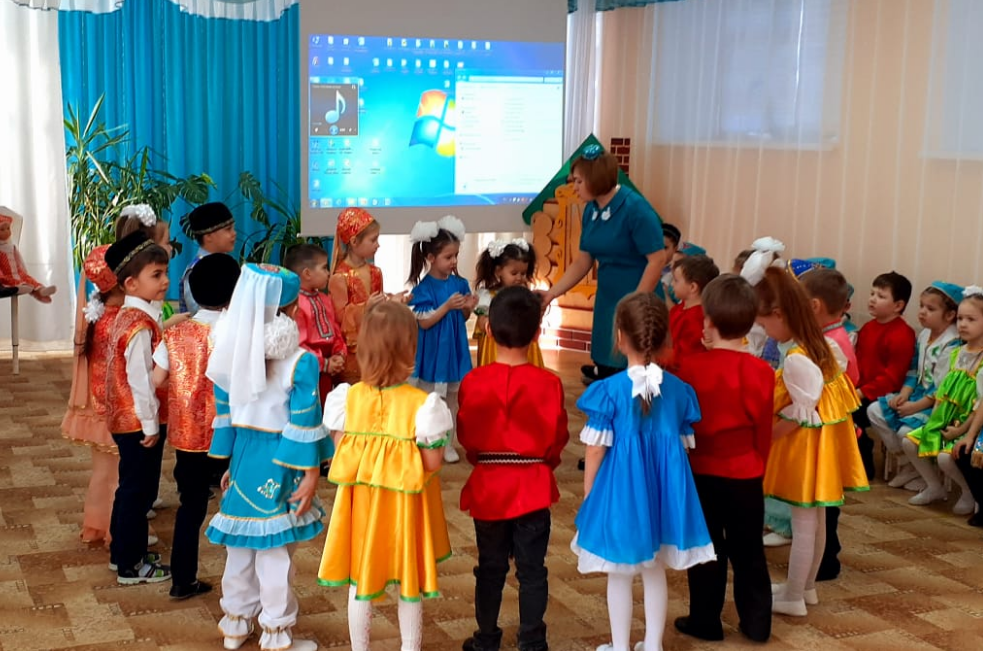 В детском саду Лесная сказка прошел конкурс на самую необычную тюбетейку