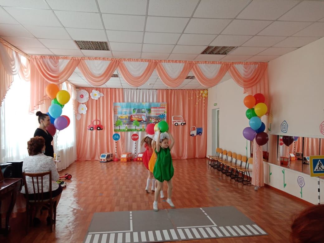 Детские сады Заинска борются за победу в конкурсе театрализованных представлений
