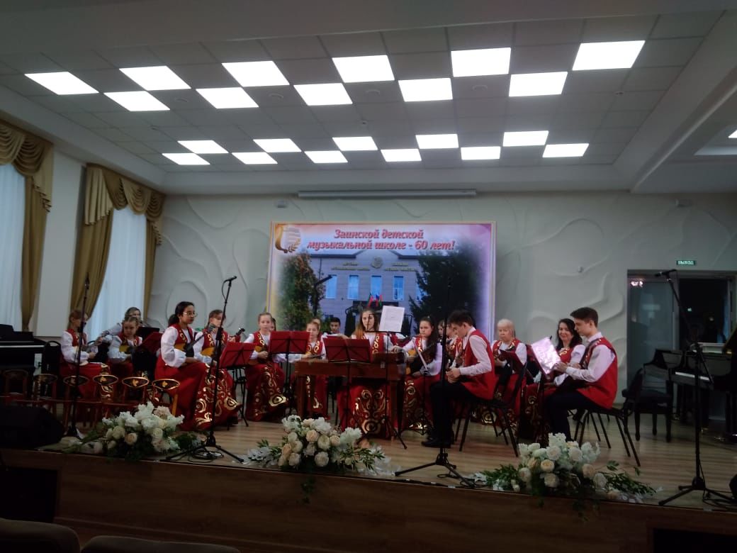 Детская музыкальная школа Заинска отметила 60-летний юбилей