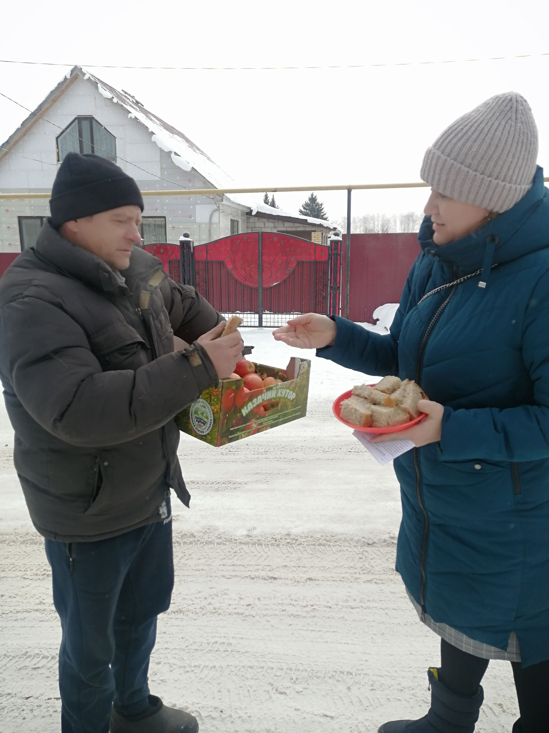 Заинцам раздали 125 грамм хлеба в память о блокаде Ленинграда