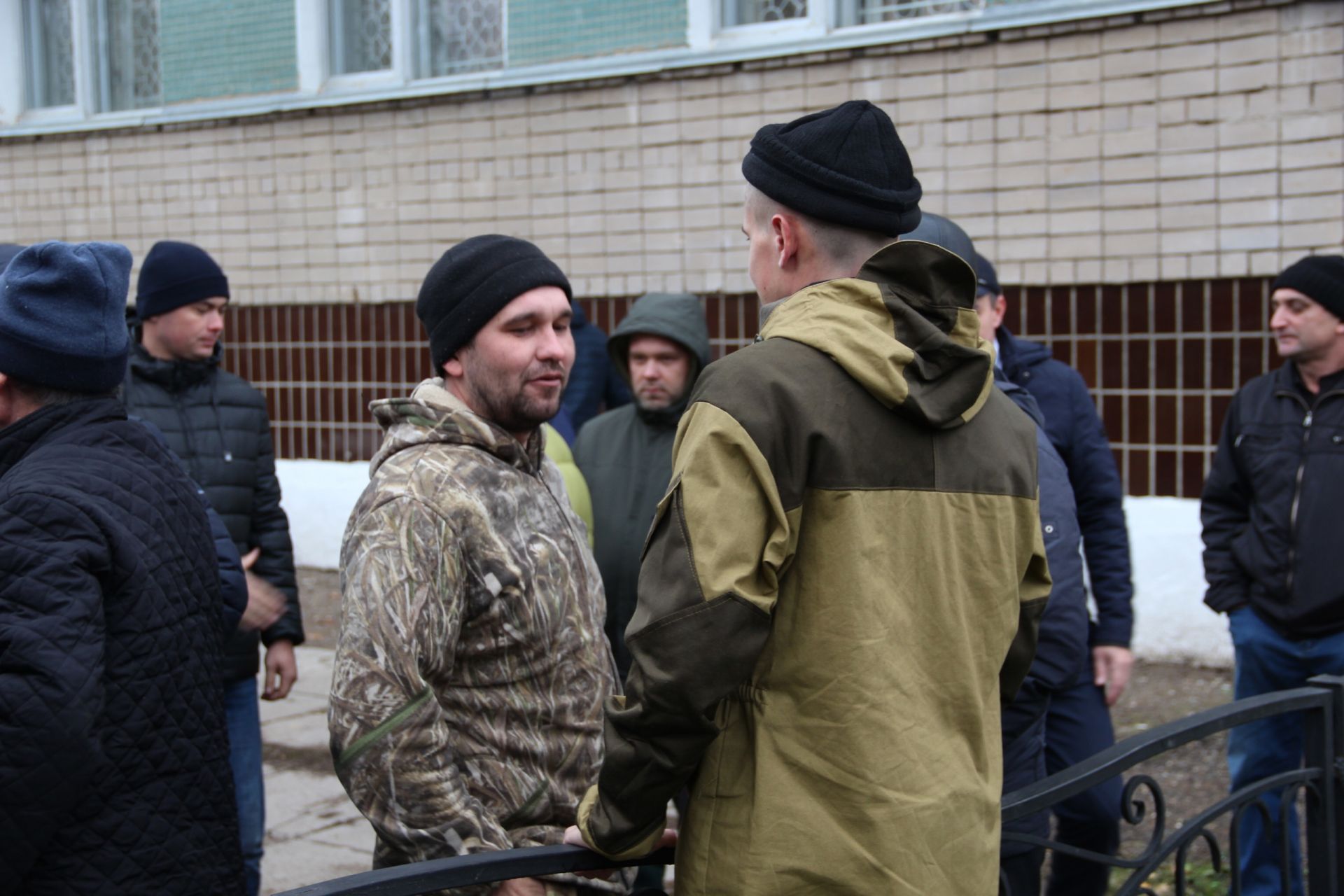 В Заинске провожают мобилизованных второй день подряд