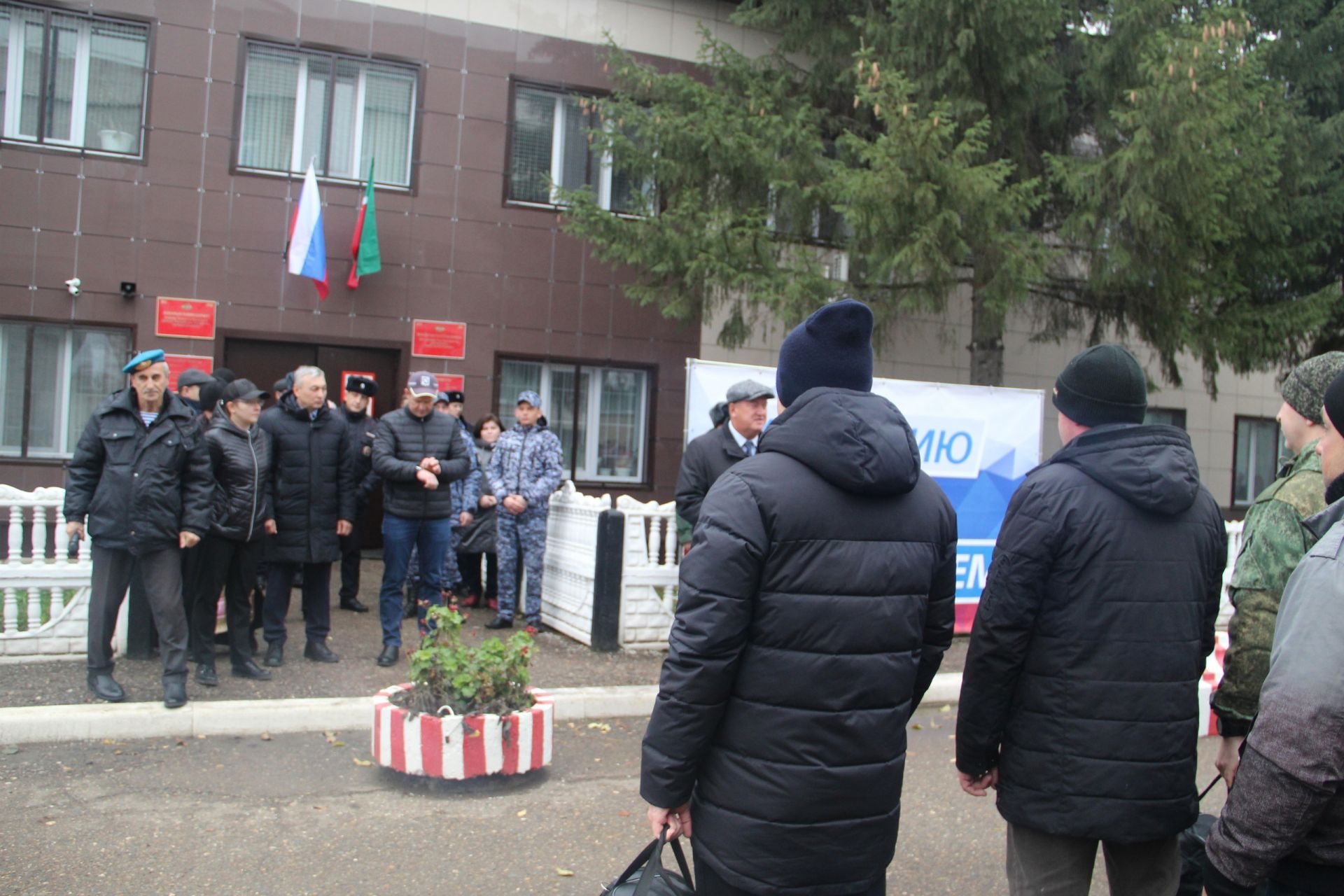 В Заинске провожают мобилизованных второй день подряд