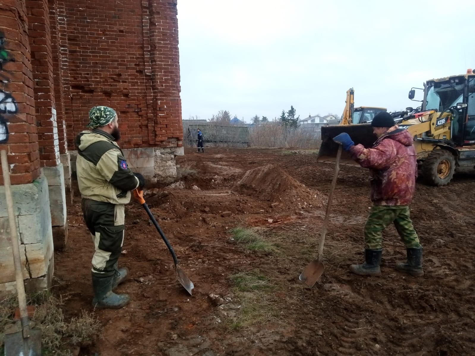 Восстанавливать разрушенный храм в Заинске-2 помогают и православные, и мусульмане