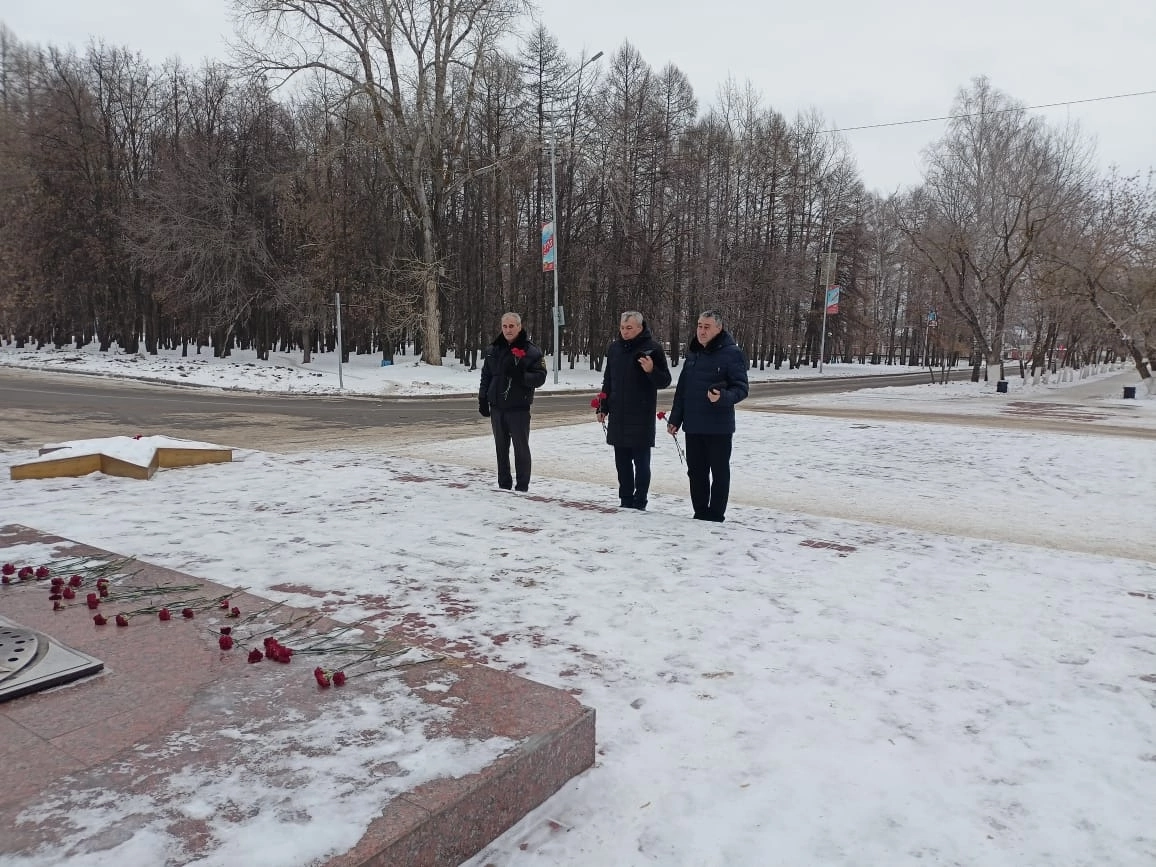 Жители Заинска почтили память погибших в Чечне