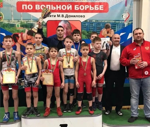 В Заинске прошел Республиканский турнир по спортивной борьбе, посвященный памяти Михаила Данилова