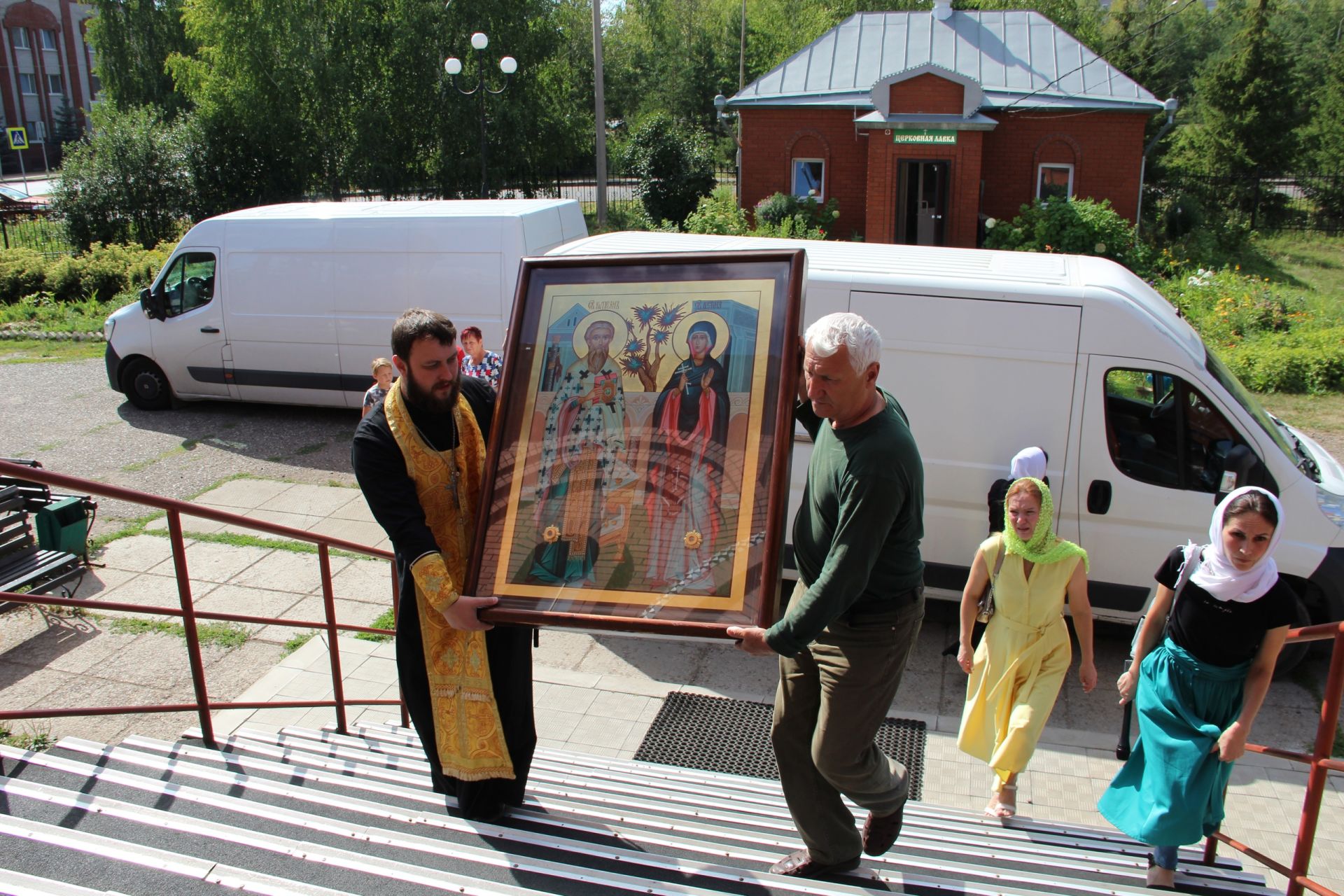 Мощи святителя Луки прибыли в Заинск