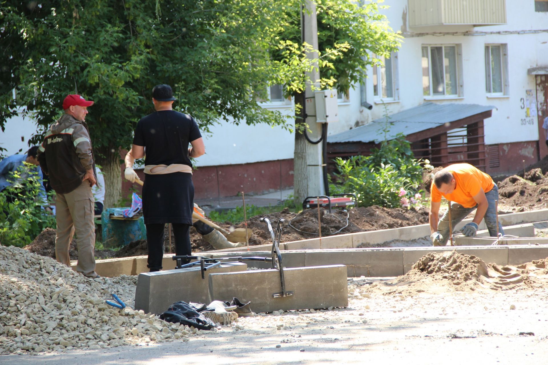 Зәйдә “Безнең ишегалды” программасы буенча эшләр дәвам итә