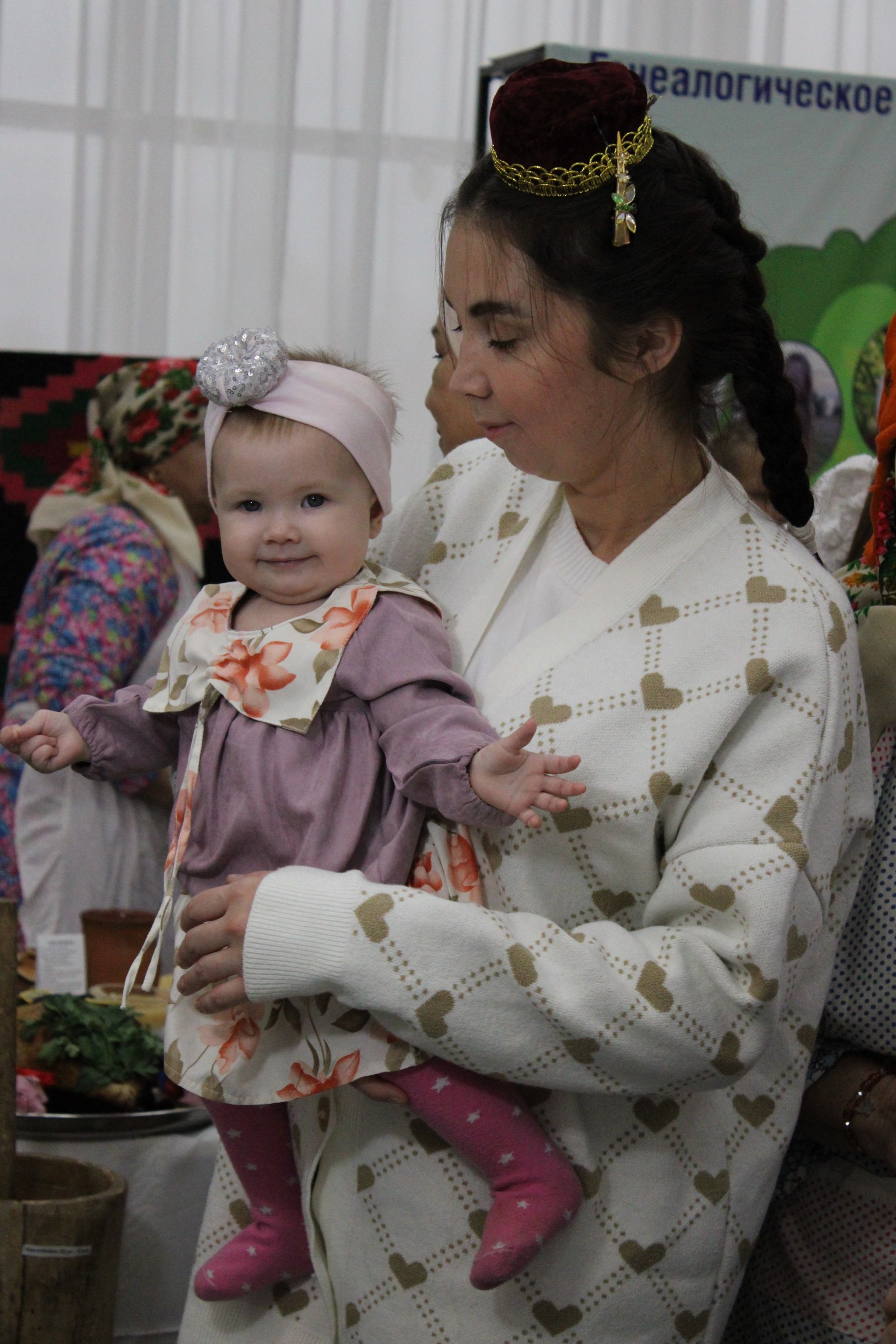 Стало известно, какая из десяти заинских семей одержала победу в муниципальном этапе фестиваля «Эхо веков в истории семьи»