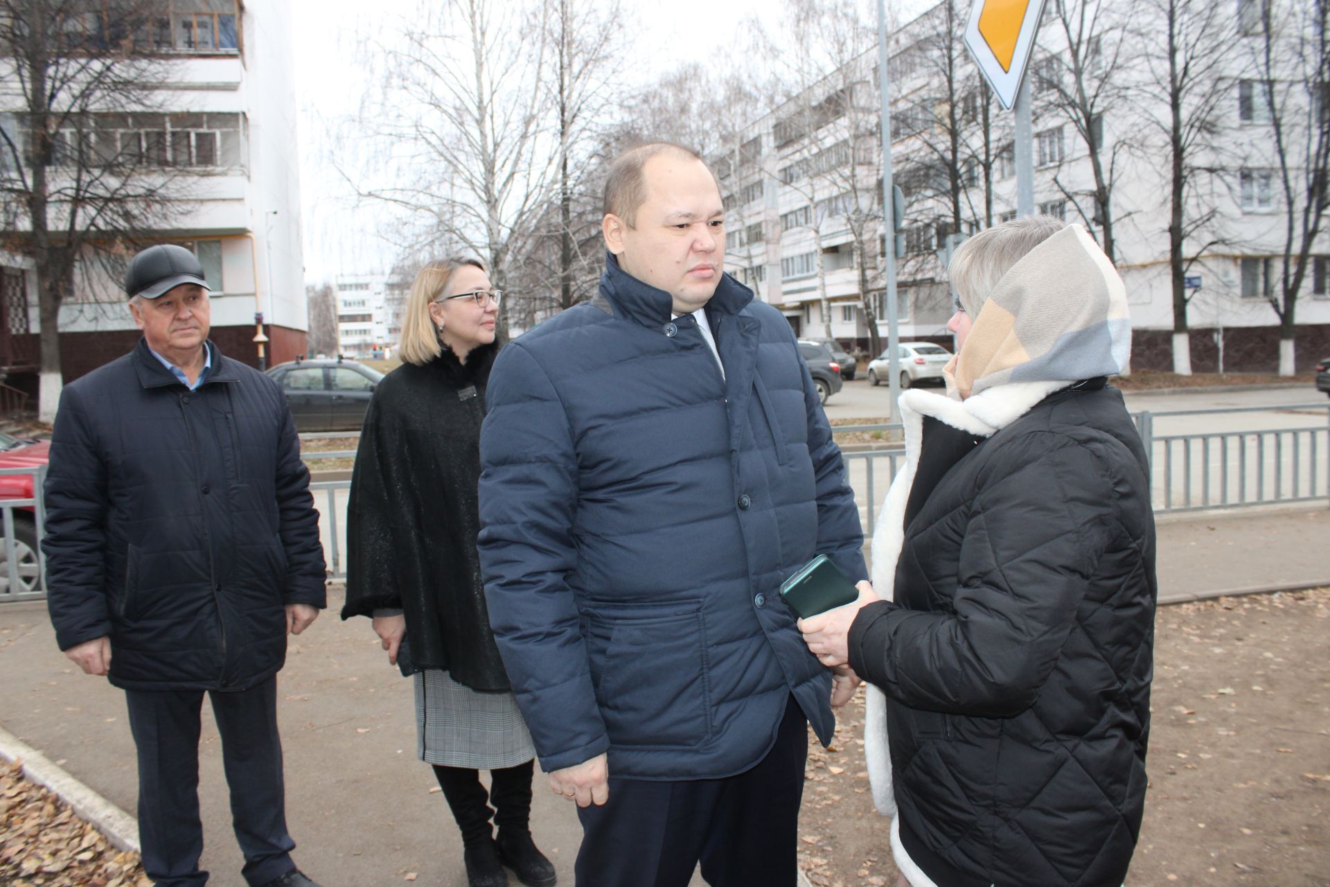 Заинцы обратились к депутату с вопросами по ЖКХ