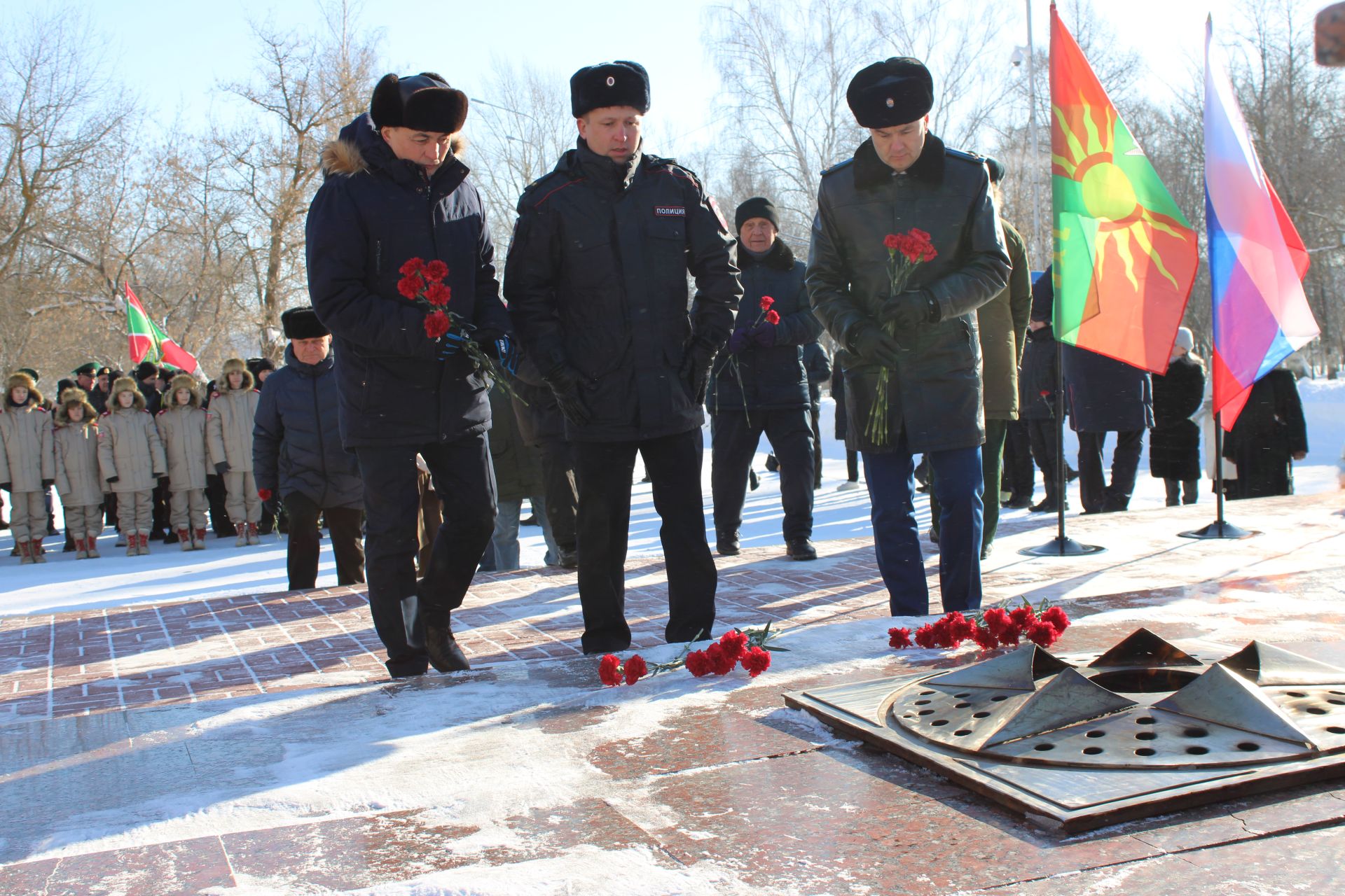 «Кайнар нокталар» да хәрби хезмәт үтүчеләргә хөрмәт белдерелде