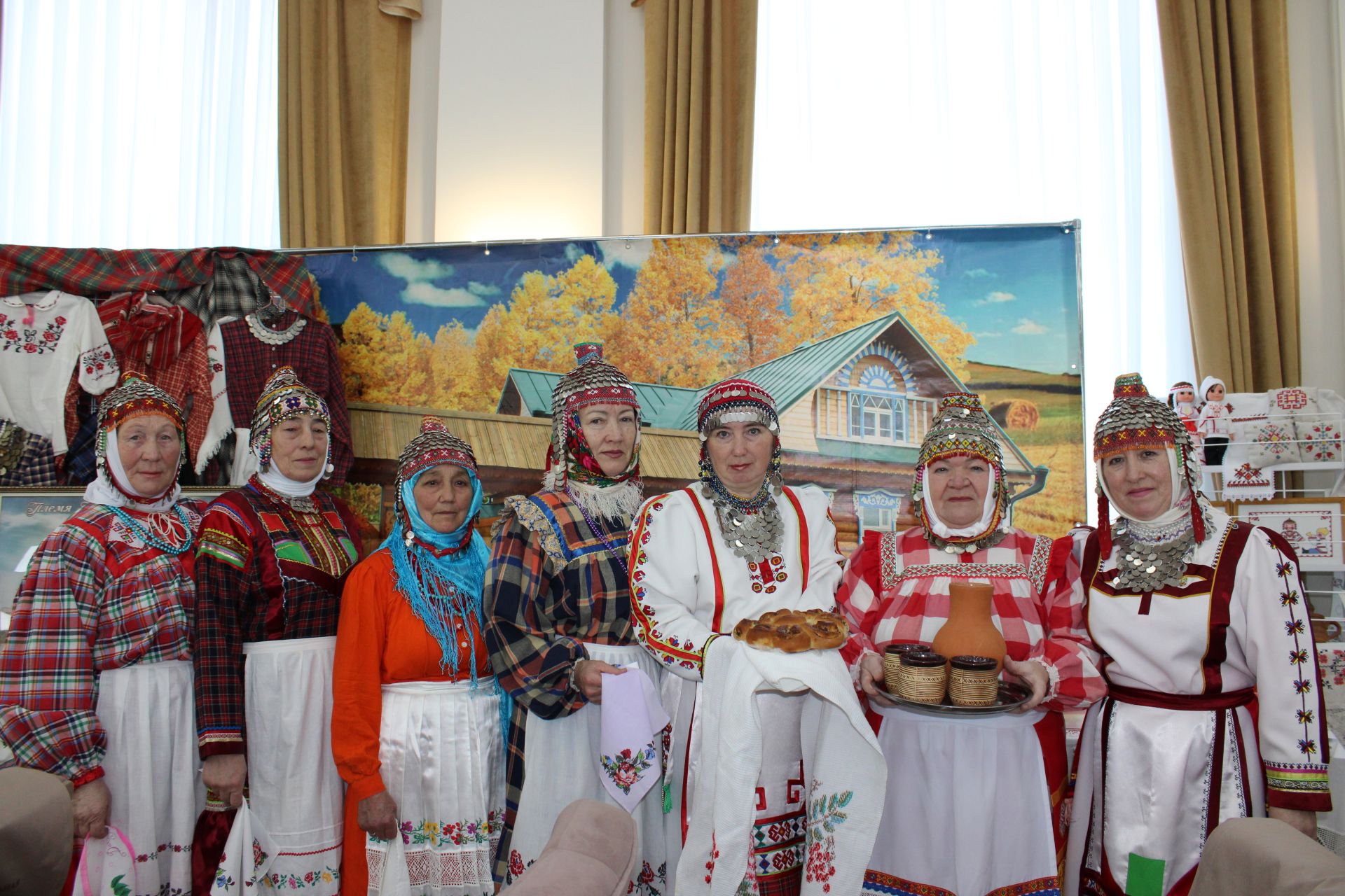 Три семьи заинцев приняли участие в муниципальном этапе фестиваля «Эхо веков в истории семьи»
