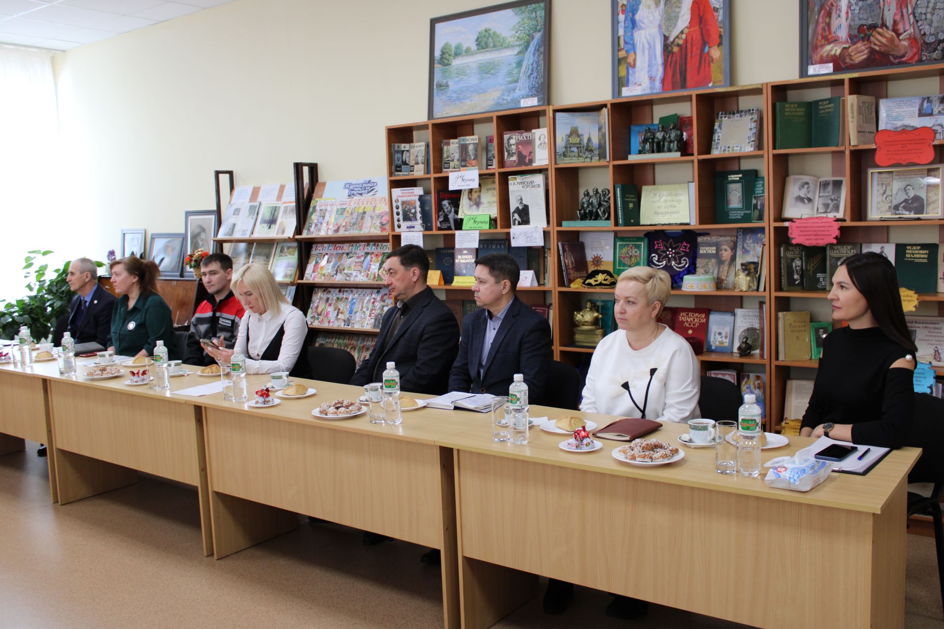 В Заинске очередная встреча с участниками СВО состоялась в центральной библиотеке