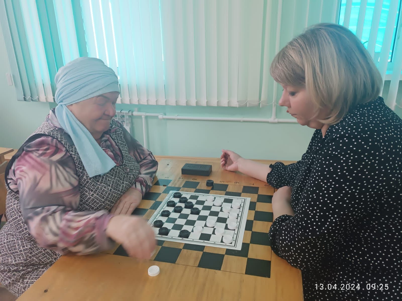 В Заинске состоялись соревнования по шашкам и шахматам в зачет Спартакиады «Сэламэтлек»