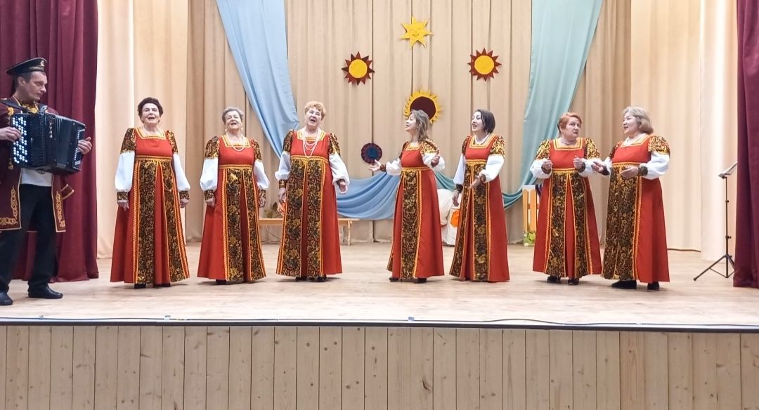 В Заинске прошел отчетный концерт ансамбля народной песни «Ивушка»