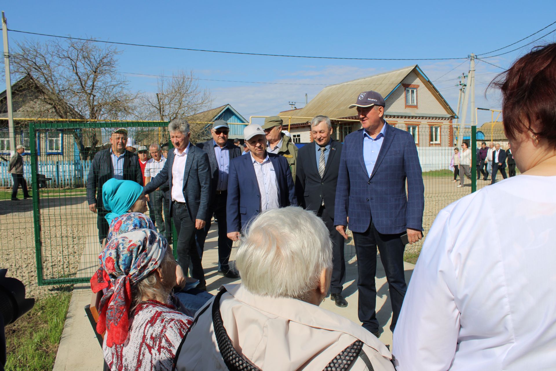 В селе Сарсаз-Багряж Заинского района благоустроили родник и открыли новый ФАП