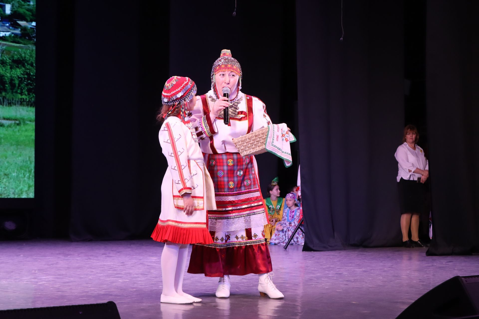 Семья Иньковых представила Заинский район на зональном этапе фестиваля «Эхо веков в истории семьи»