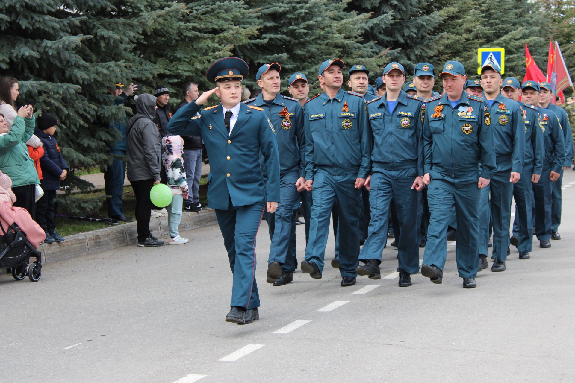 Полный фоторепортаж с празднования Дня Победы в Заинске