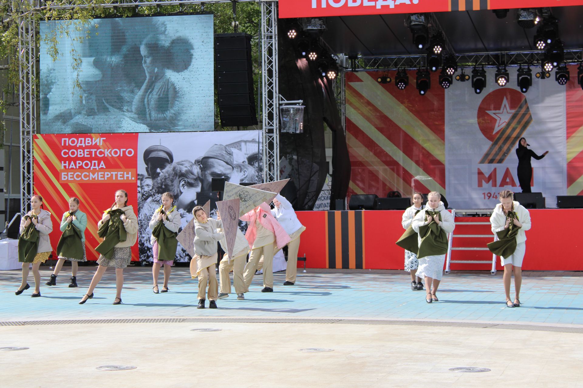 Полный фоторепортаж с празднования Дня Победы в Заинске