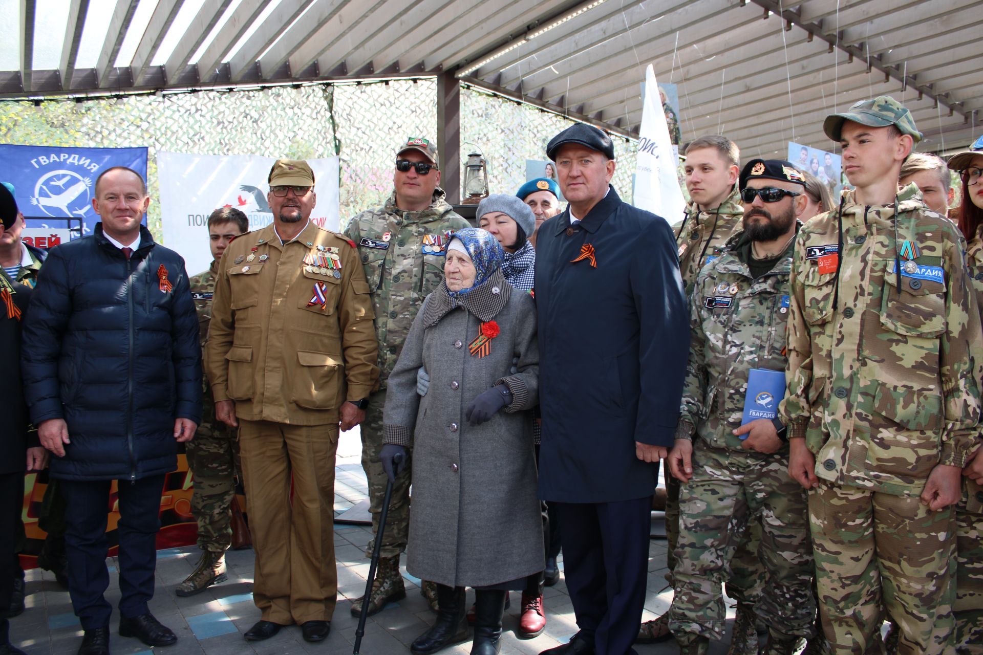 Полный фоторепортаж с празднования Дня Победы в Заинске