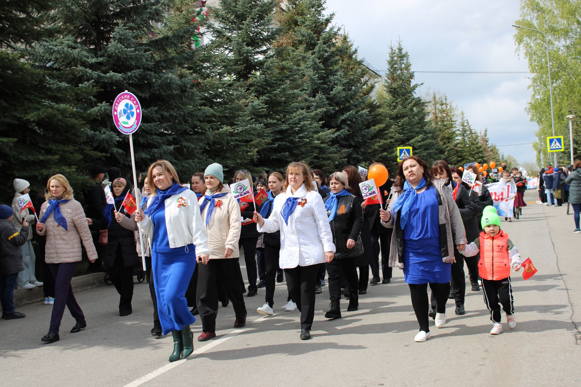 Полный фоторепортаж с празднования Дня Победы в Заинске